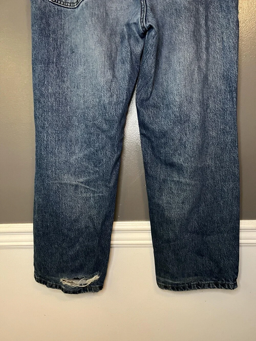 Lee Jeans Mens 38x29 Blue Relaxed Fit Denim Distressed Medium Wash 100% Cotton